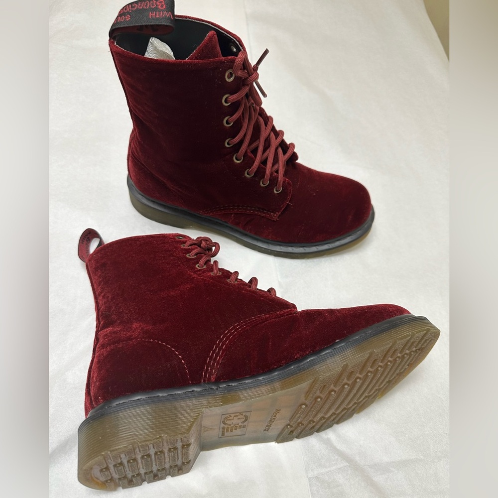 Dr. Martens 1460 Pascal Cherry ‘Page’ Limited Red Velvet Women’s🍒
